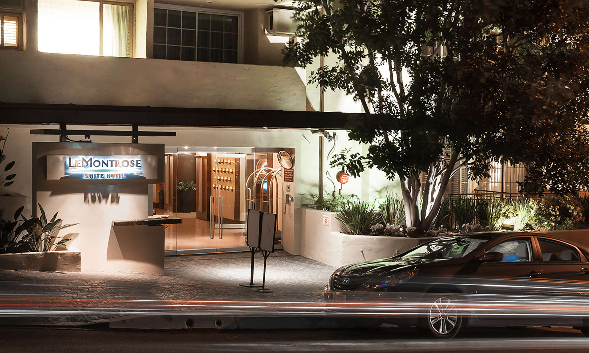 Le Montrose Suite Hotel