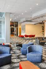 Hotel Chicago's Essex Inn photo 4