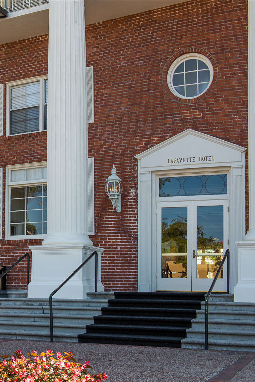 Hotel Lafayette Hotel Swim Club & Bungalows photo 1