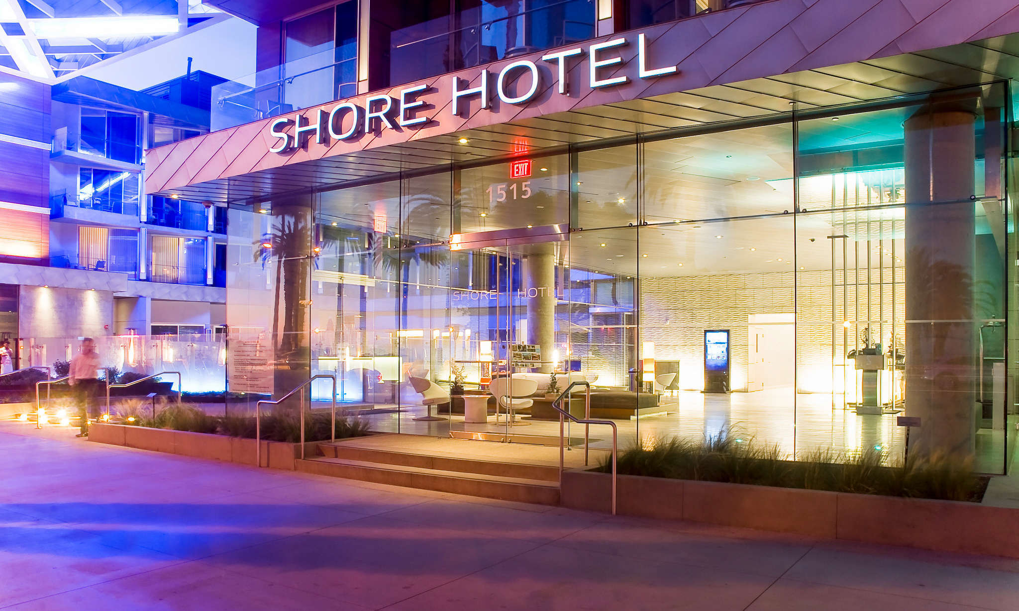 Shore Hotel
