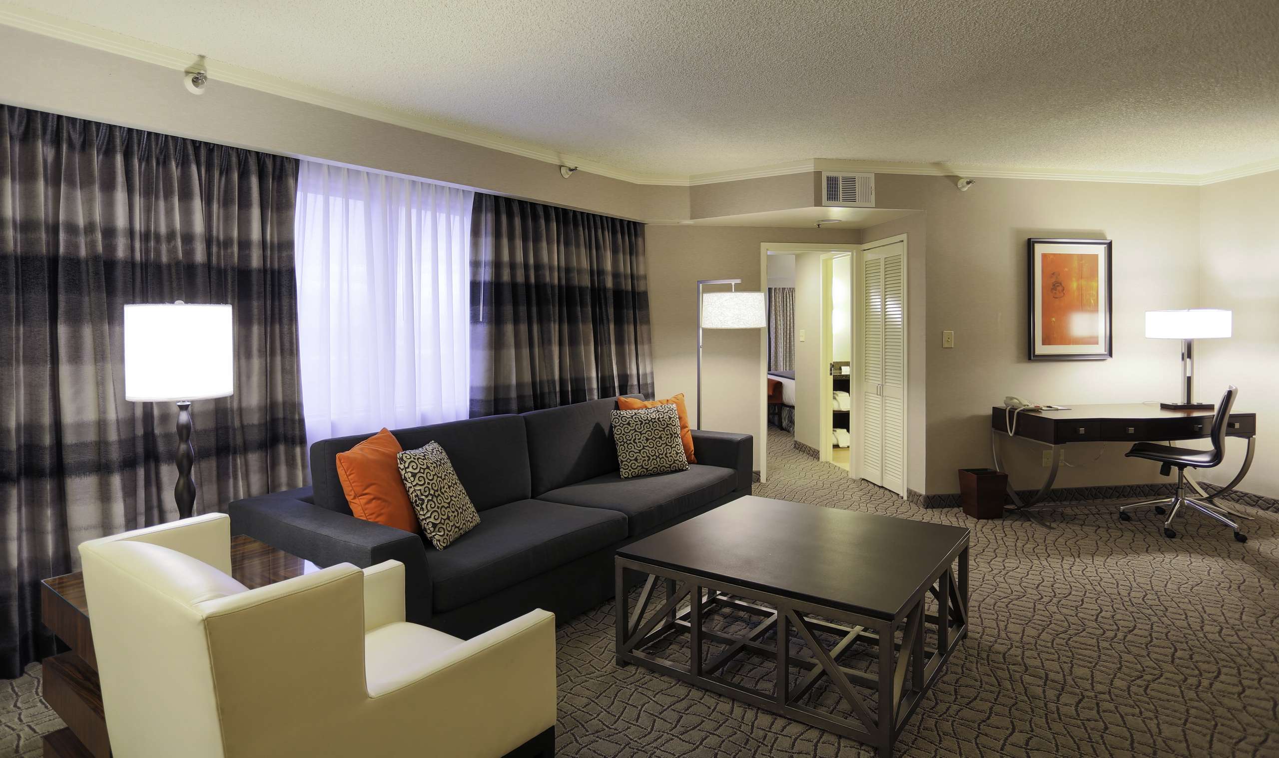 Hotel Doubletree Suites Downtown photo 5