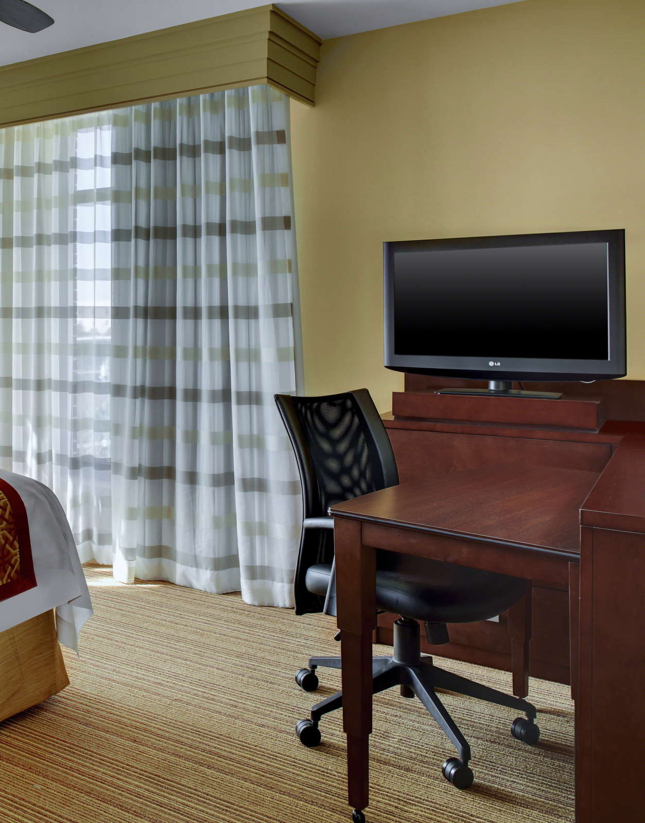 Hotel Courtyard Historic District photo 5