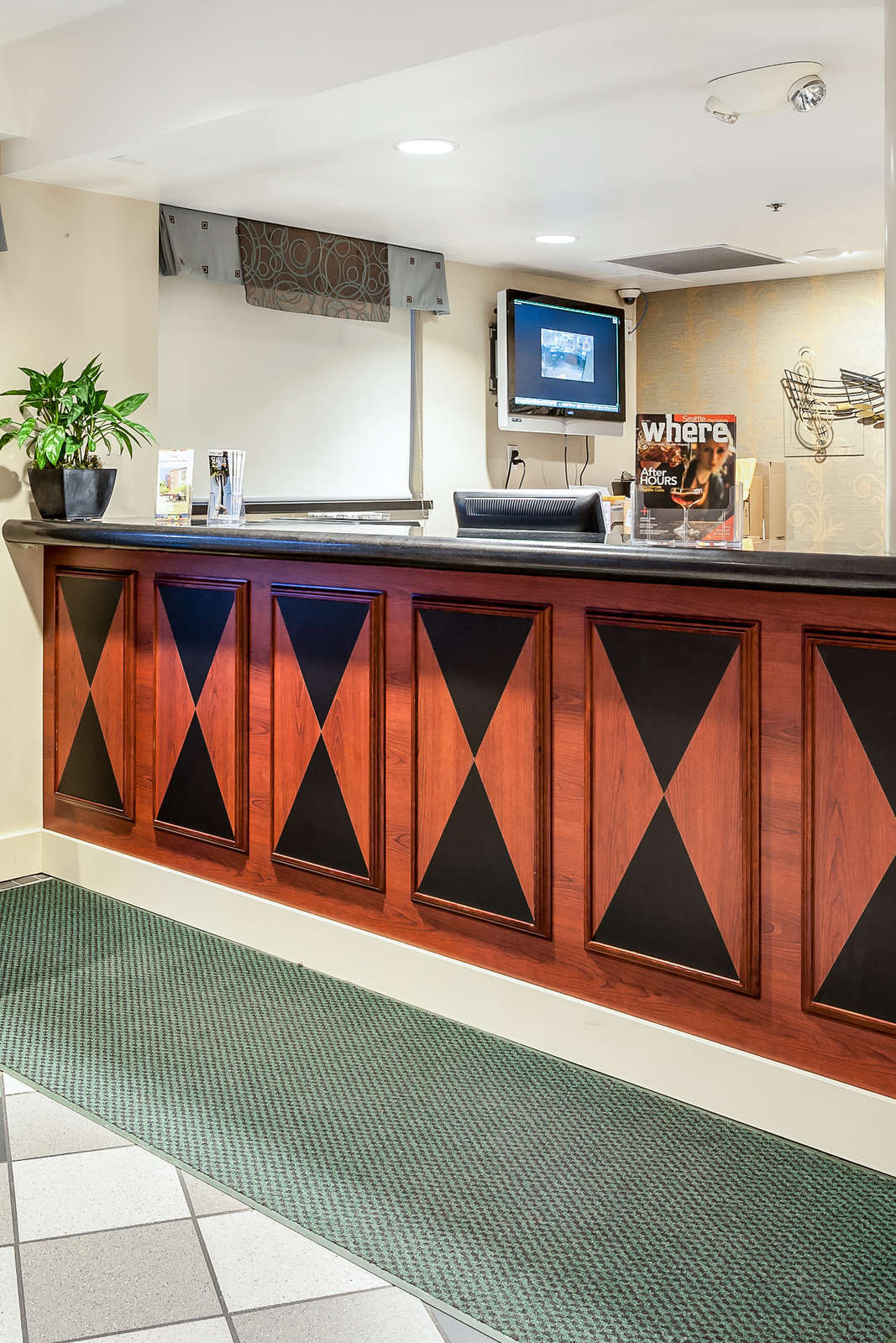 Hotel Belltown Inn photo 2