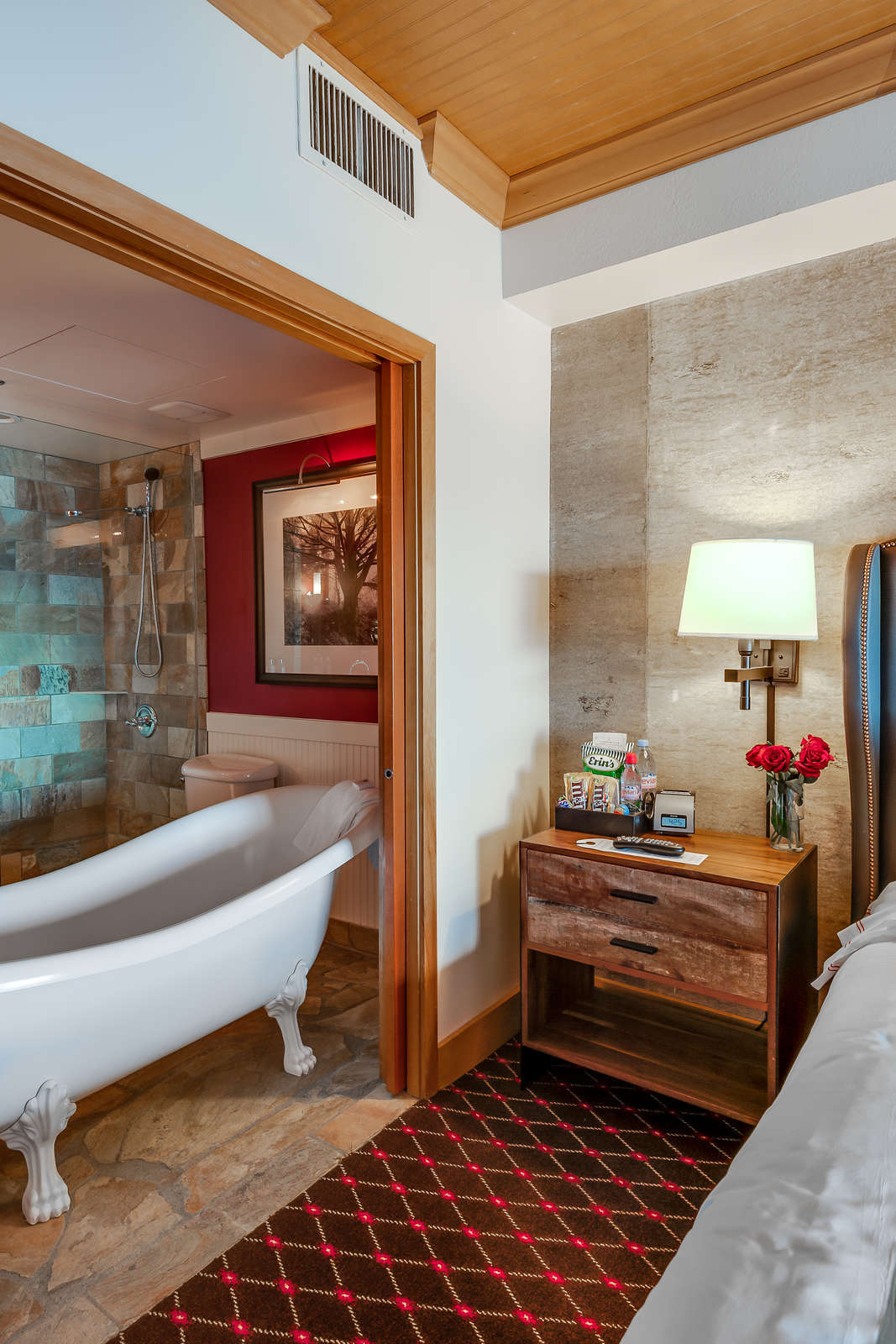 Hotel The Edgewater, A Noble House Hotel photo 3