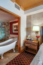 Hotel The Edgewater, A Noble House Hotel photo 3