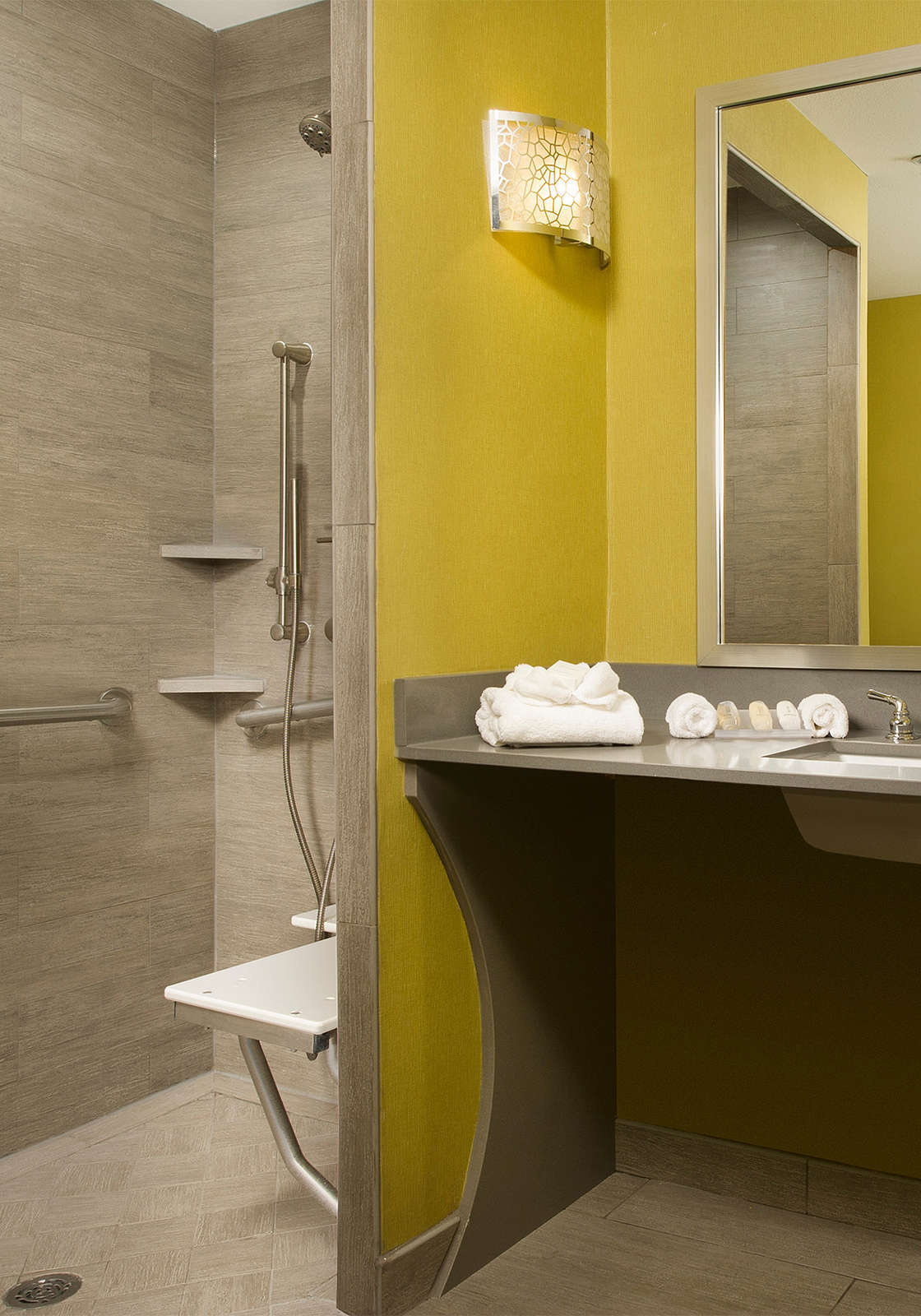 Hotel Hilton Garden Inn College Station photo 5