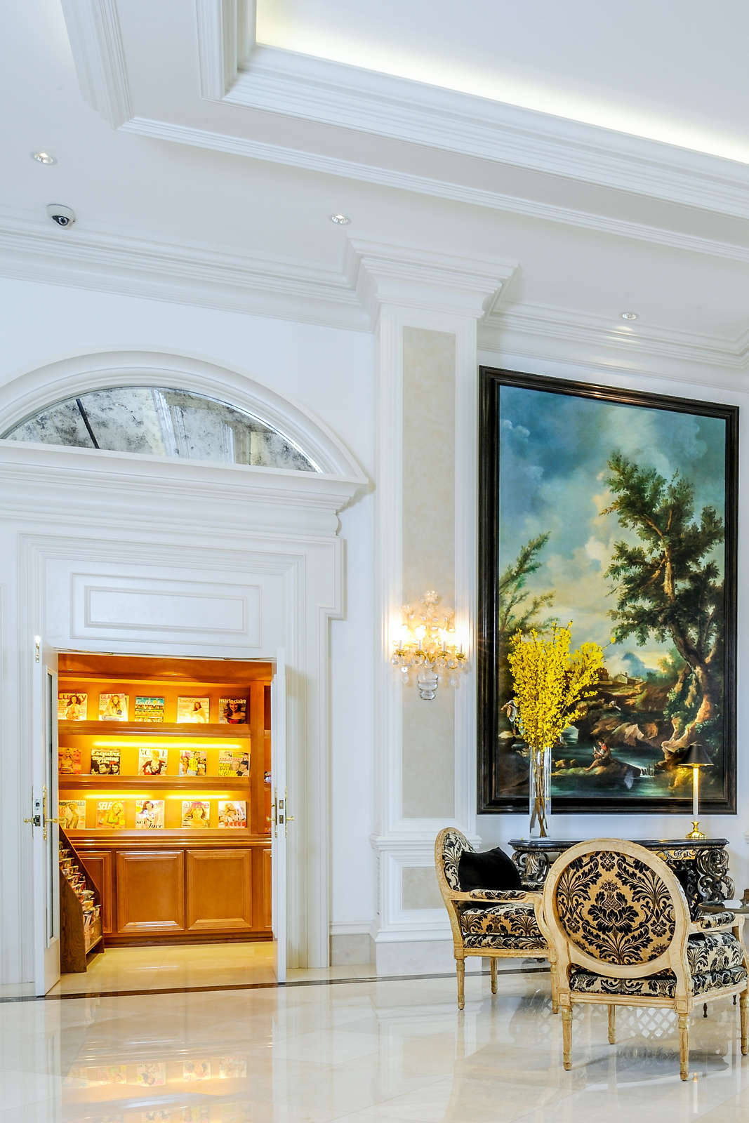 Hotel Beverly Hills Plaza Hotel & Spa photo 1