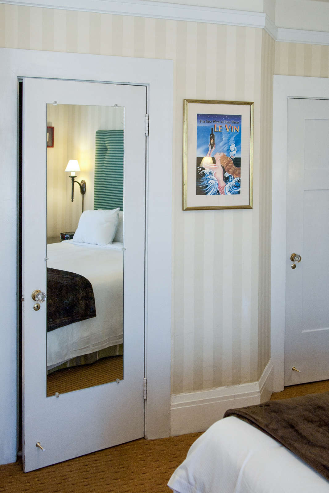 Hotel Executive Hotel Vintage Court photo 4