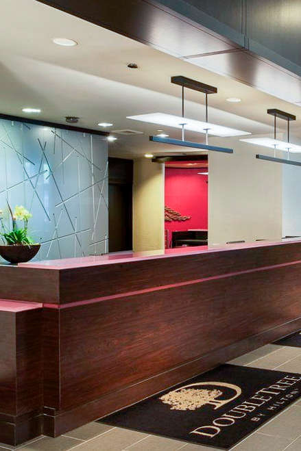 Hotel DoubleTree Chicago Magnificent Mile photo 2