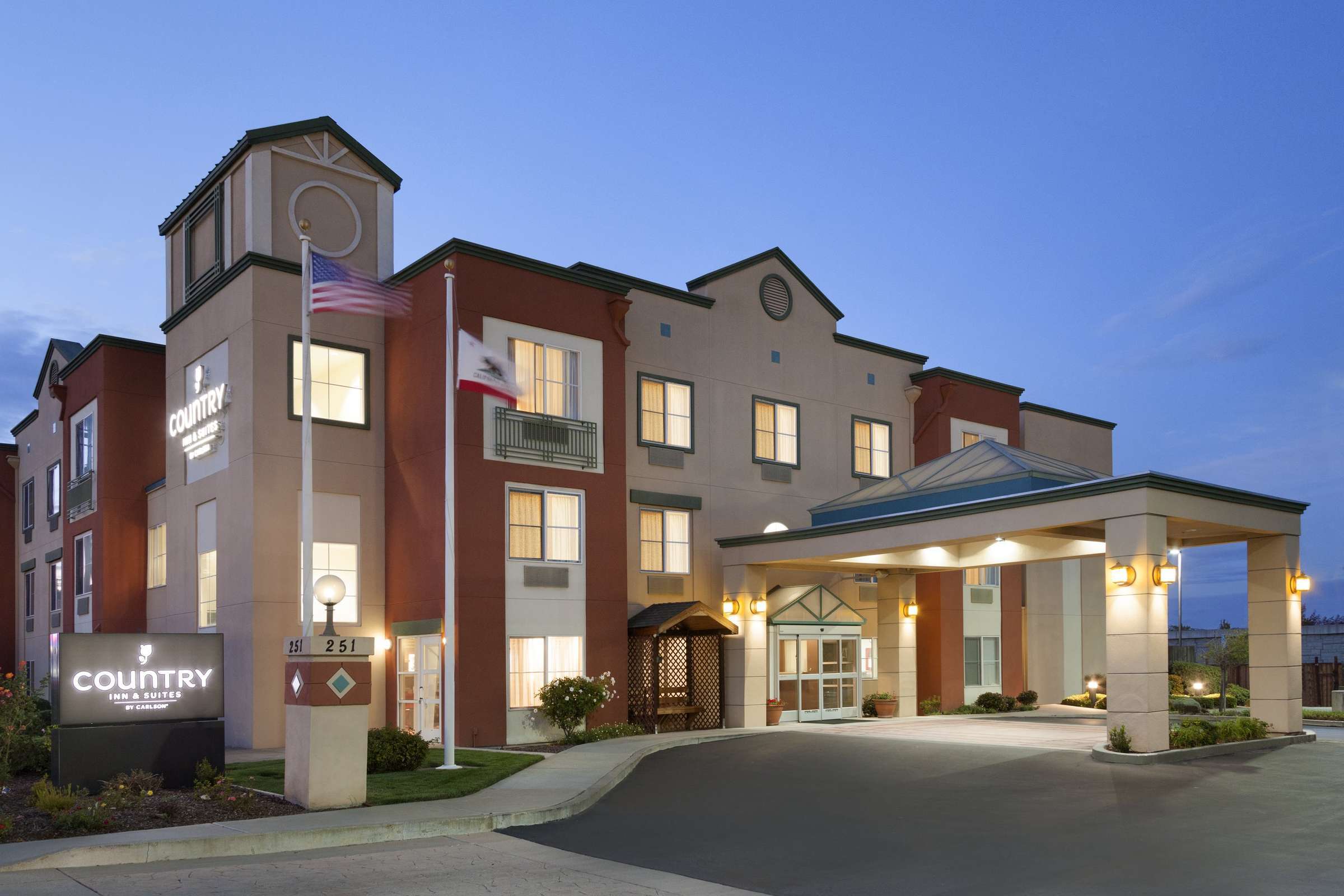 Country Inn & Suites San Carlos
