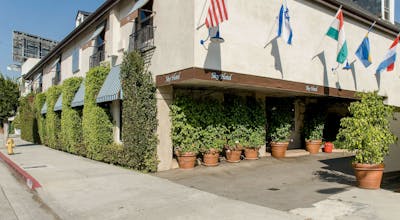 LA Sky Boutique Hotel