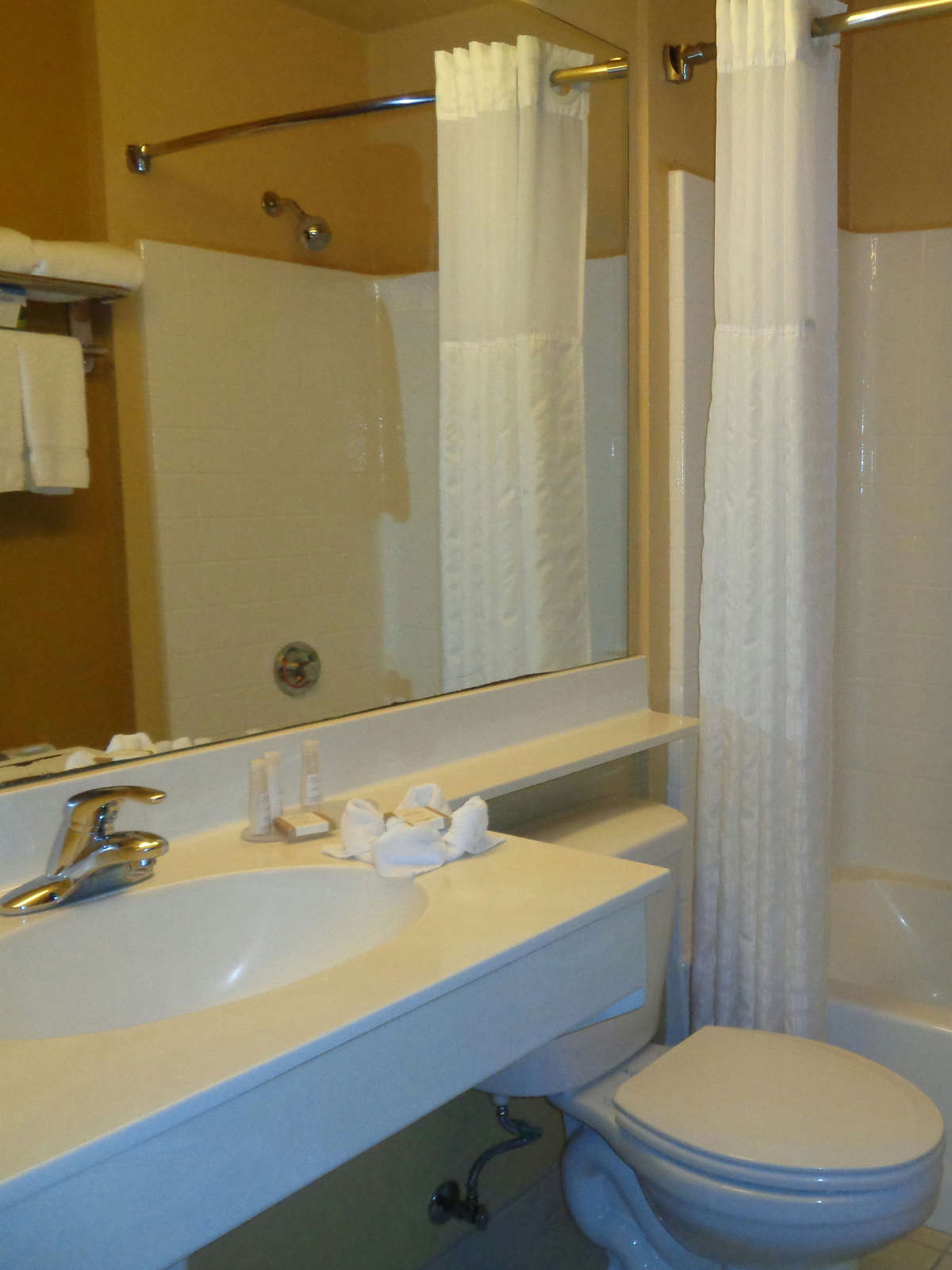 Hotel Baymont Inn & Suites Las Vegas South Strip photo 3