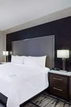 Hotel Fairfield Inn & Suites Boston Cambridge photo 1