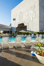 Hotel Loews Hollywood Hotel photo 1