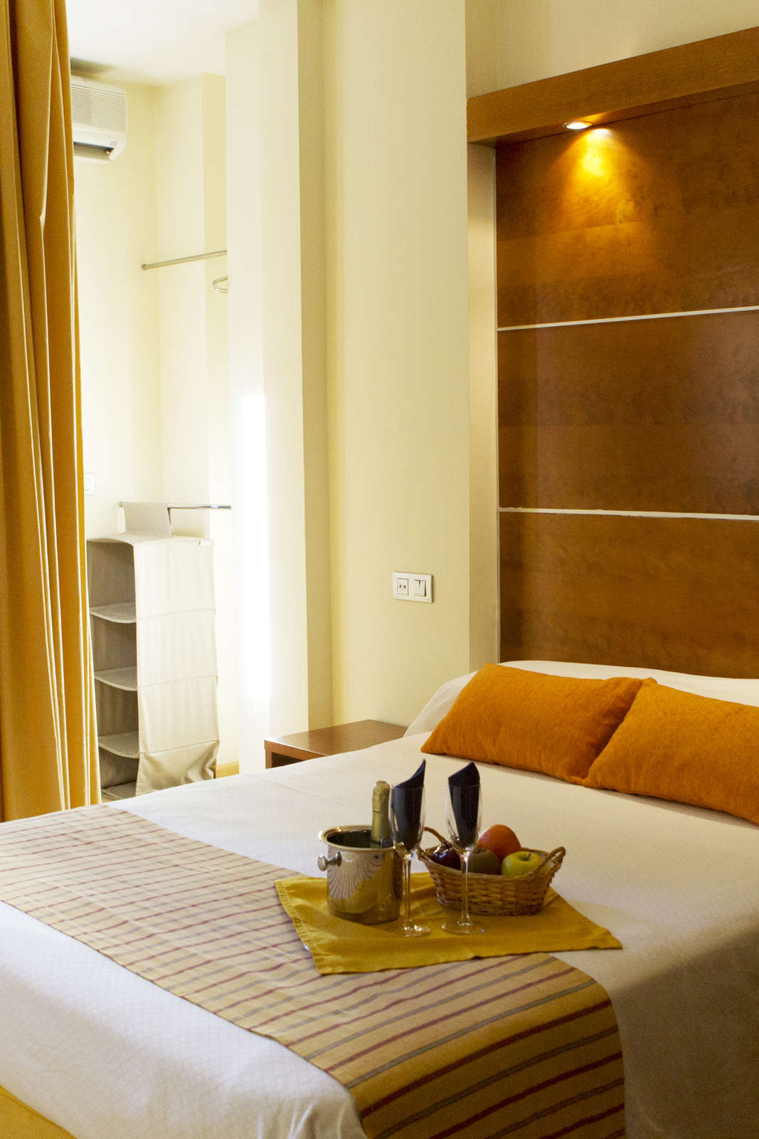 Hotel Hotel Puerta de las Granadas photo 2