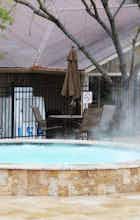 Hotel Hill Country Cottage and RV Resort photo 4