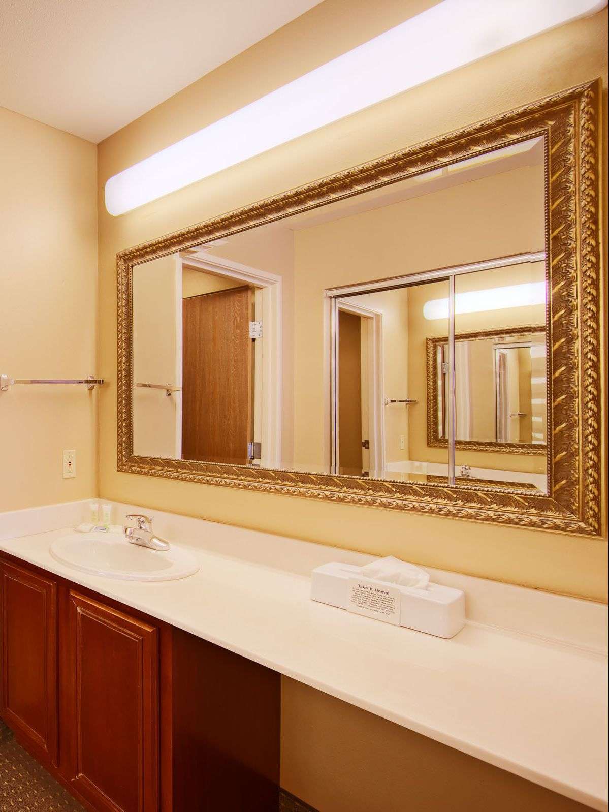 Hotel Staybridge Suites Lubbock photo 2