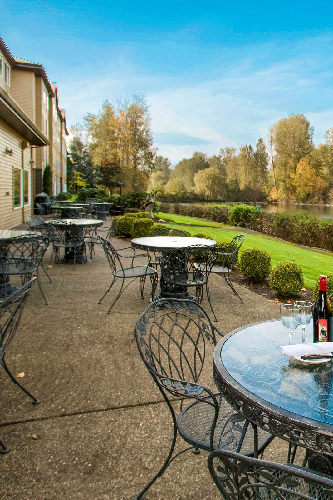 Hotel Radisson Portland Airport photo 1