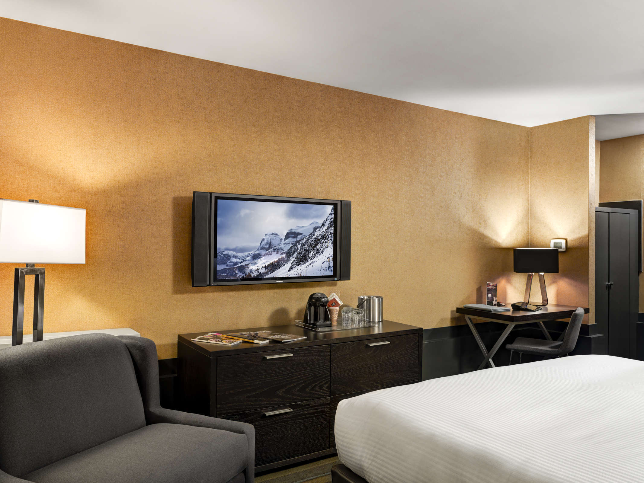 Hotel Hotel Arts photo 3