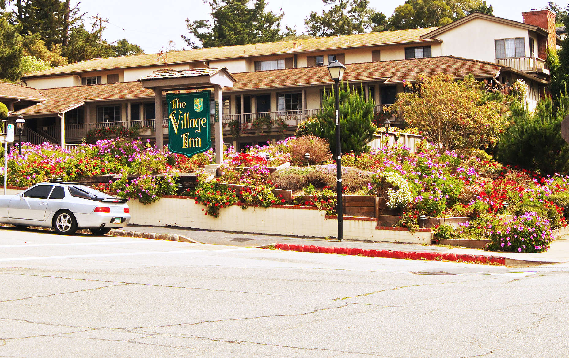 Carmel Village Inn