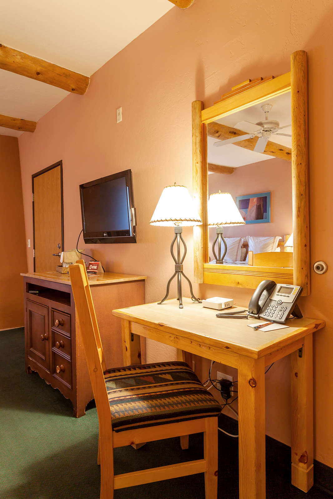 Hotel Southwest Inn at Sedona photo 3