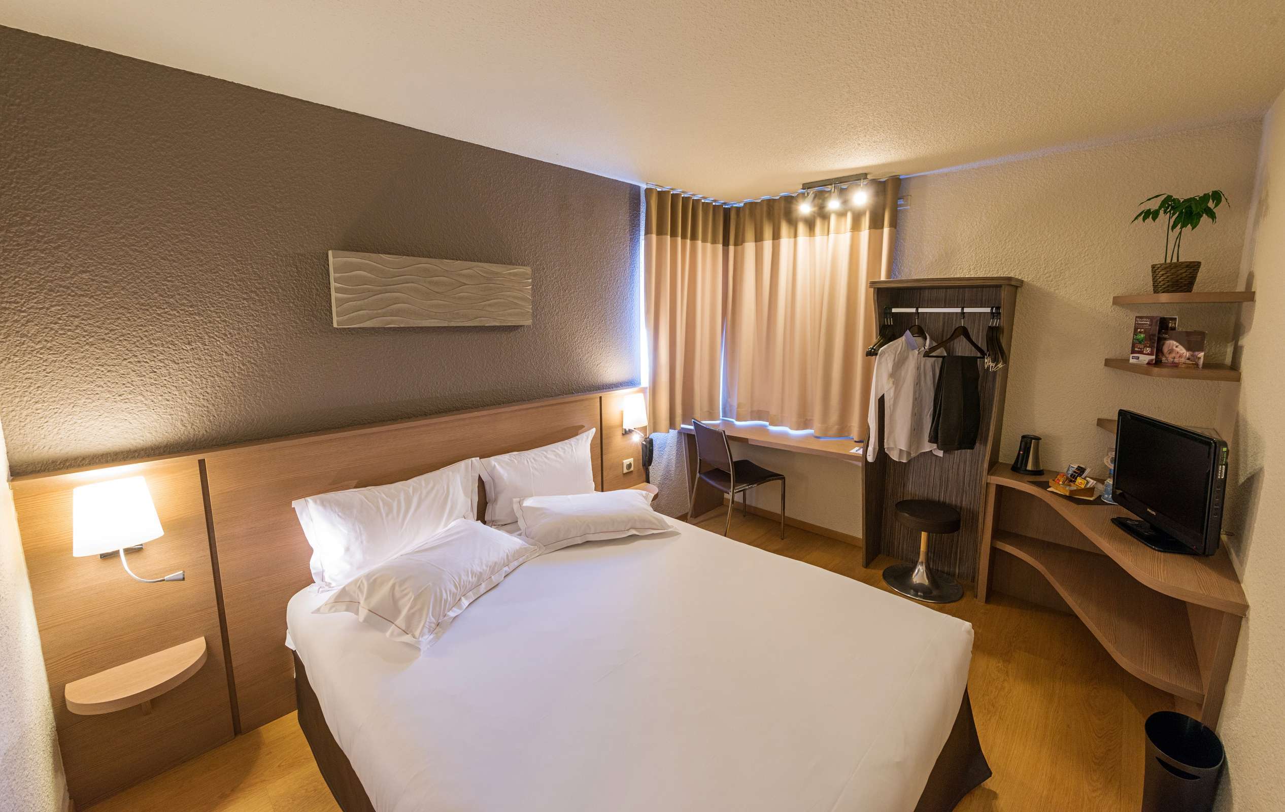 Hotel Kyriad Strasbourg Nord Palais des Congrès photo 2