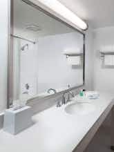 Hotel Four Points by Sheraton Bakersfield photo 3