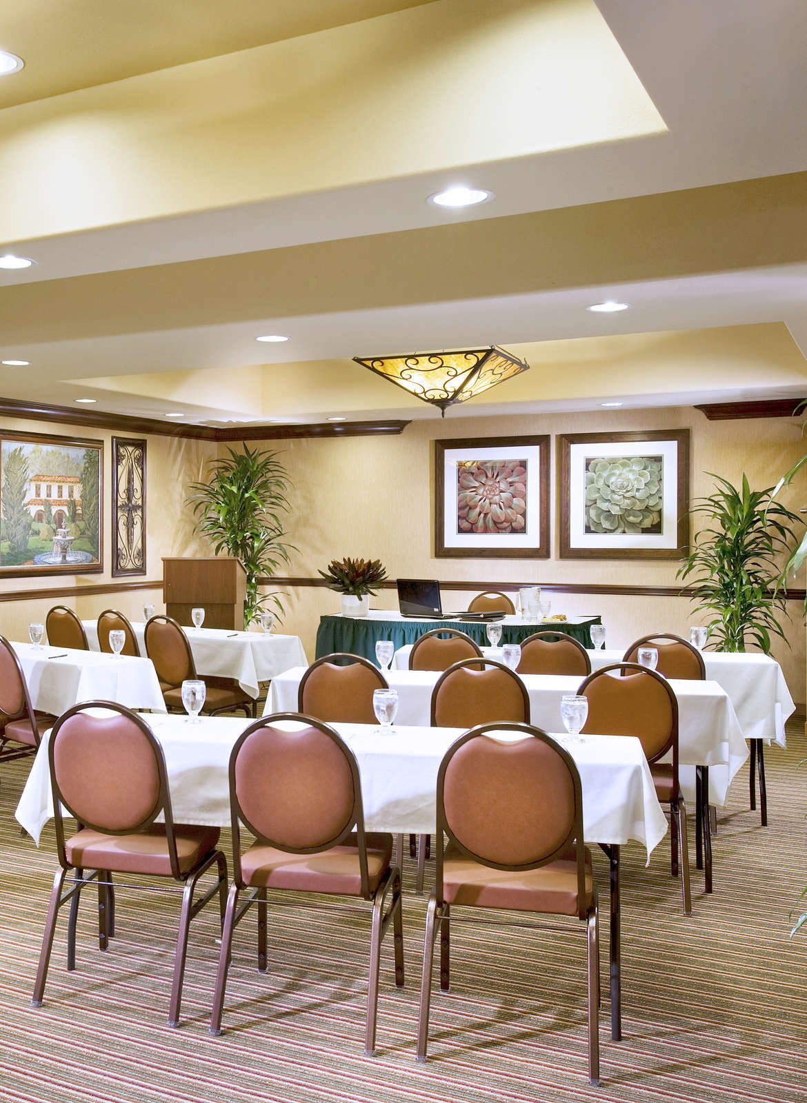 Hotel Ayres Hotel Redlands photo 5