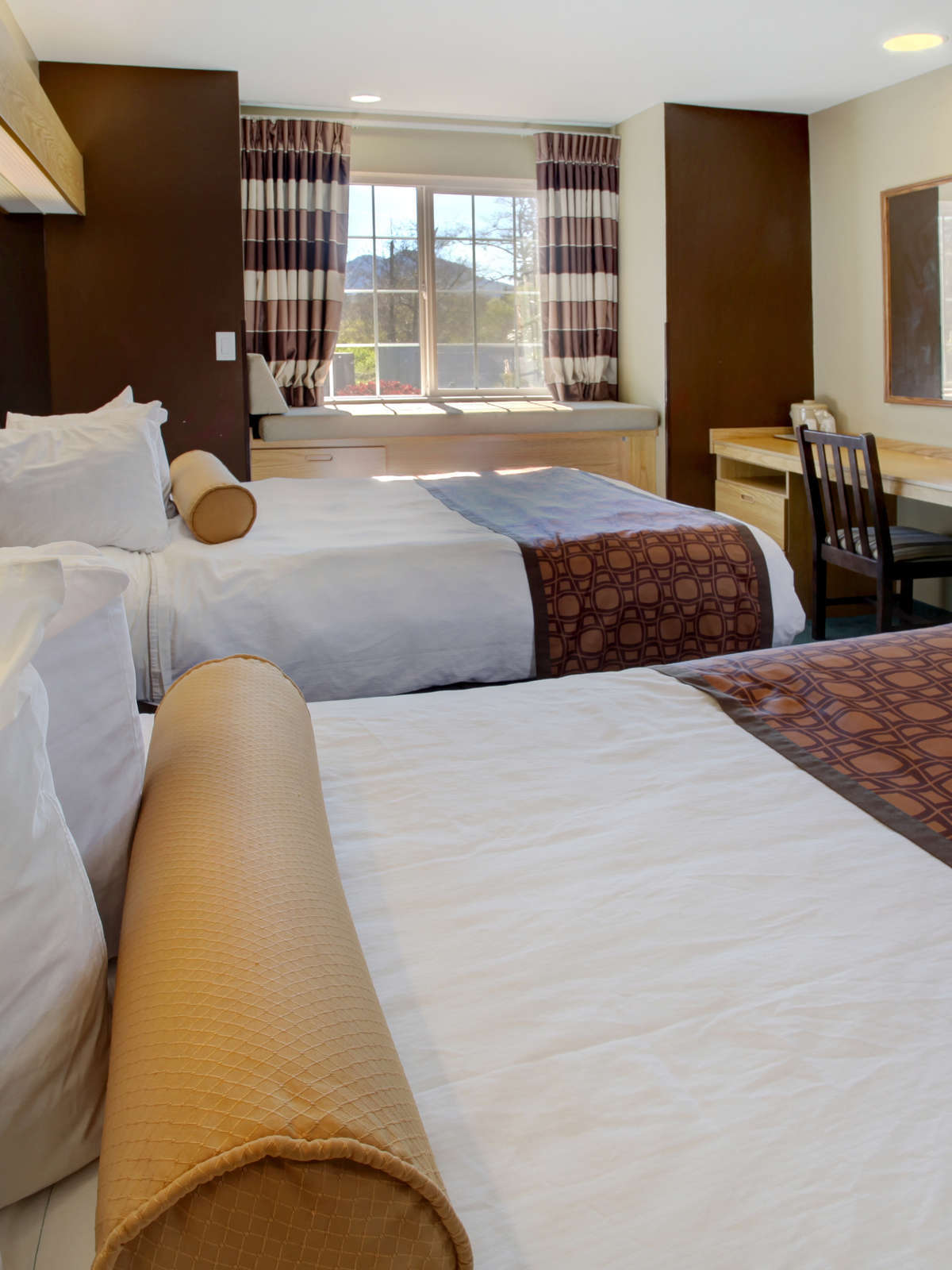 Hotel GuestHouse Inn & Suites photo 4