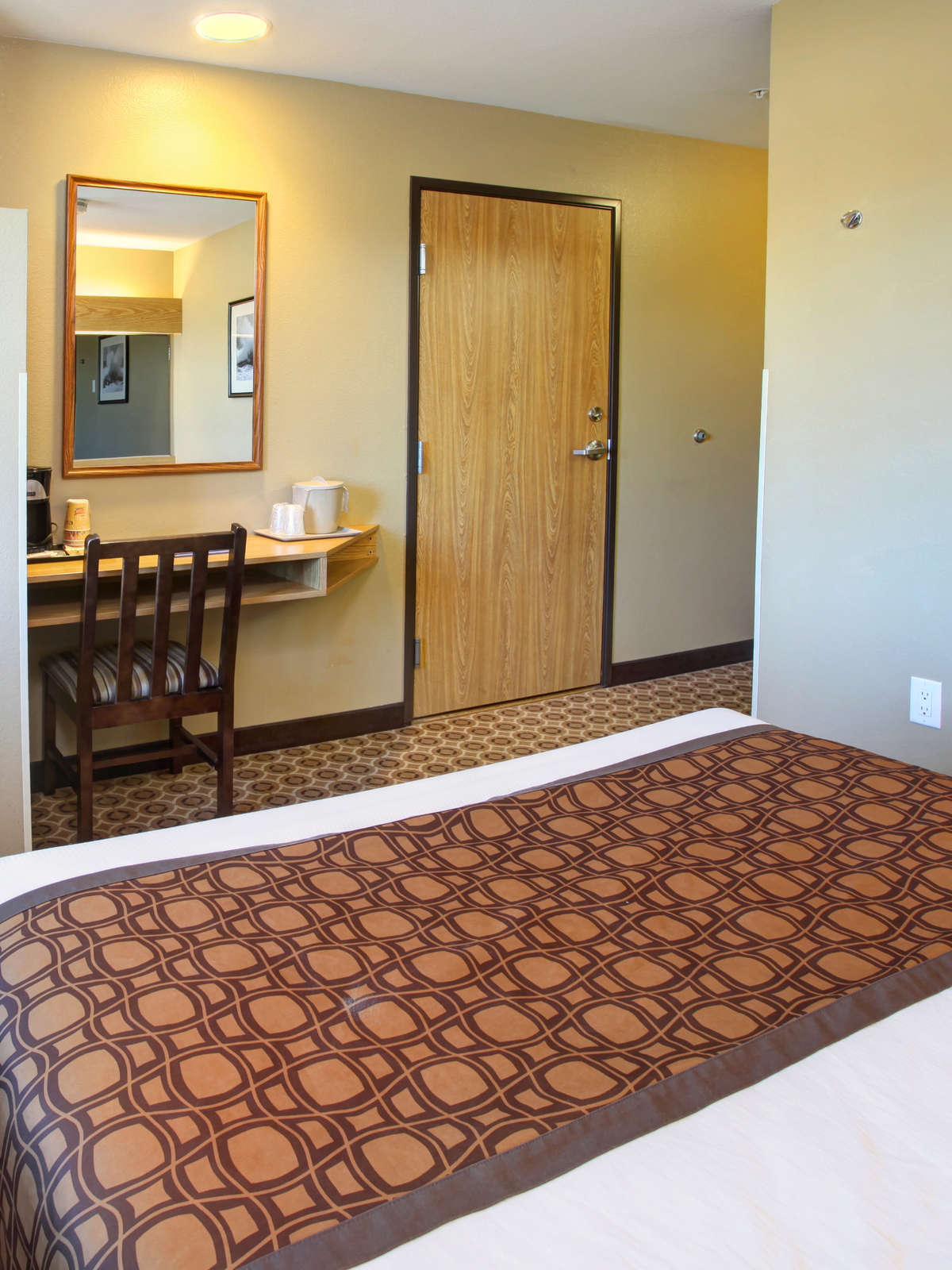 Hotel GuestHouse Inn & Suites photo 5