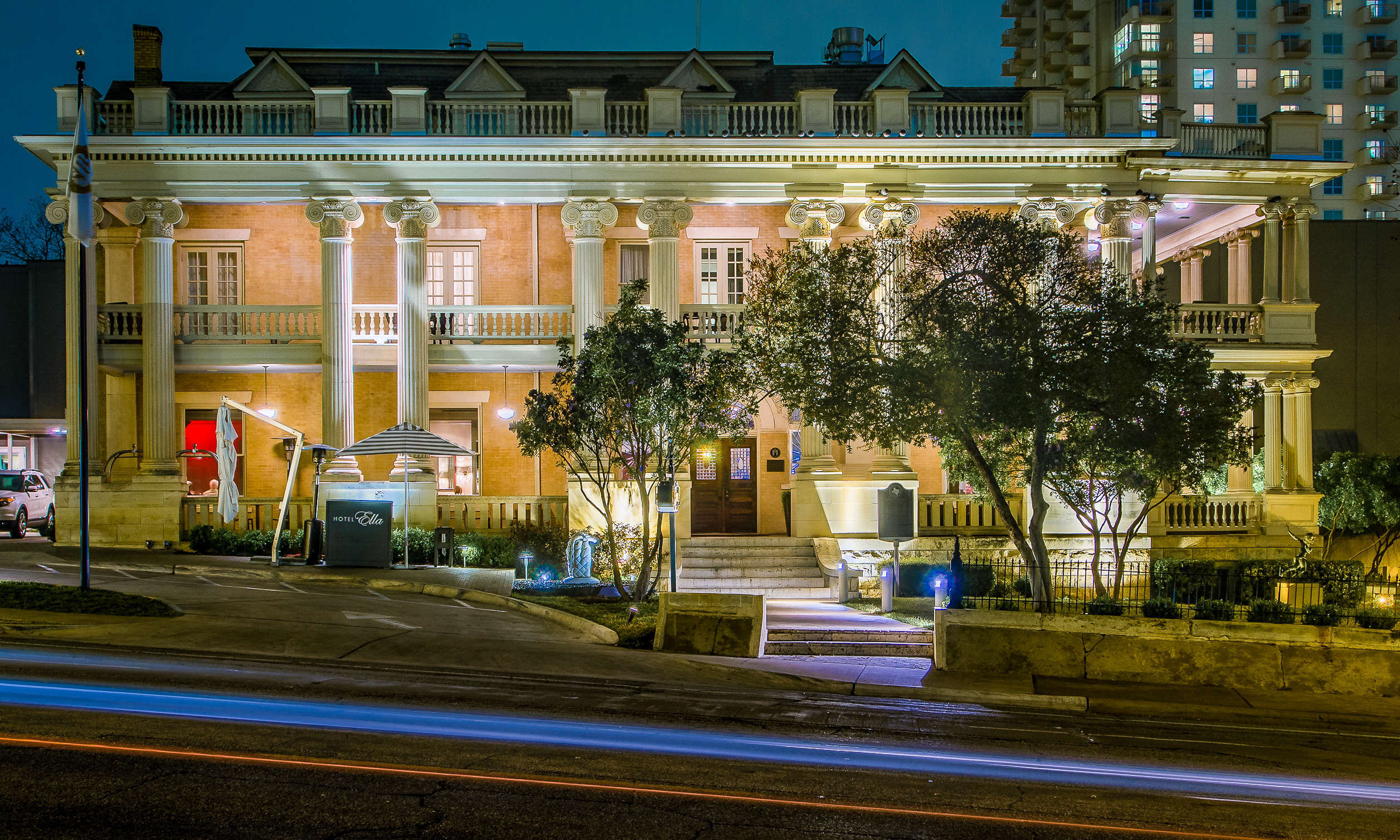 Hotel Ella