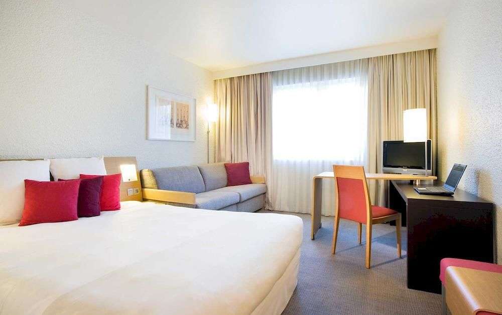 Hotel Novotel Atria Nimes Centre photo 2