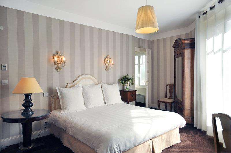 Hotel Best Western Brittany La Baule Centre & Plage photo 1