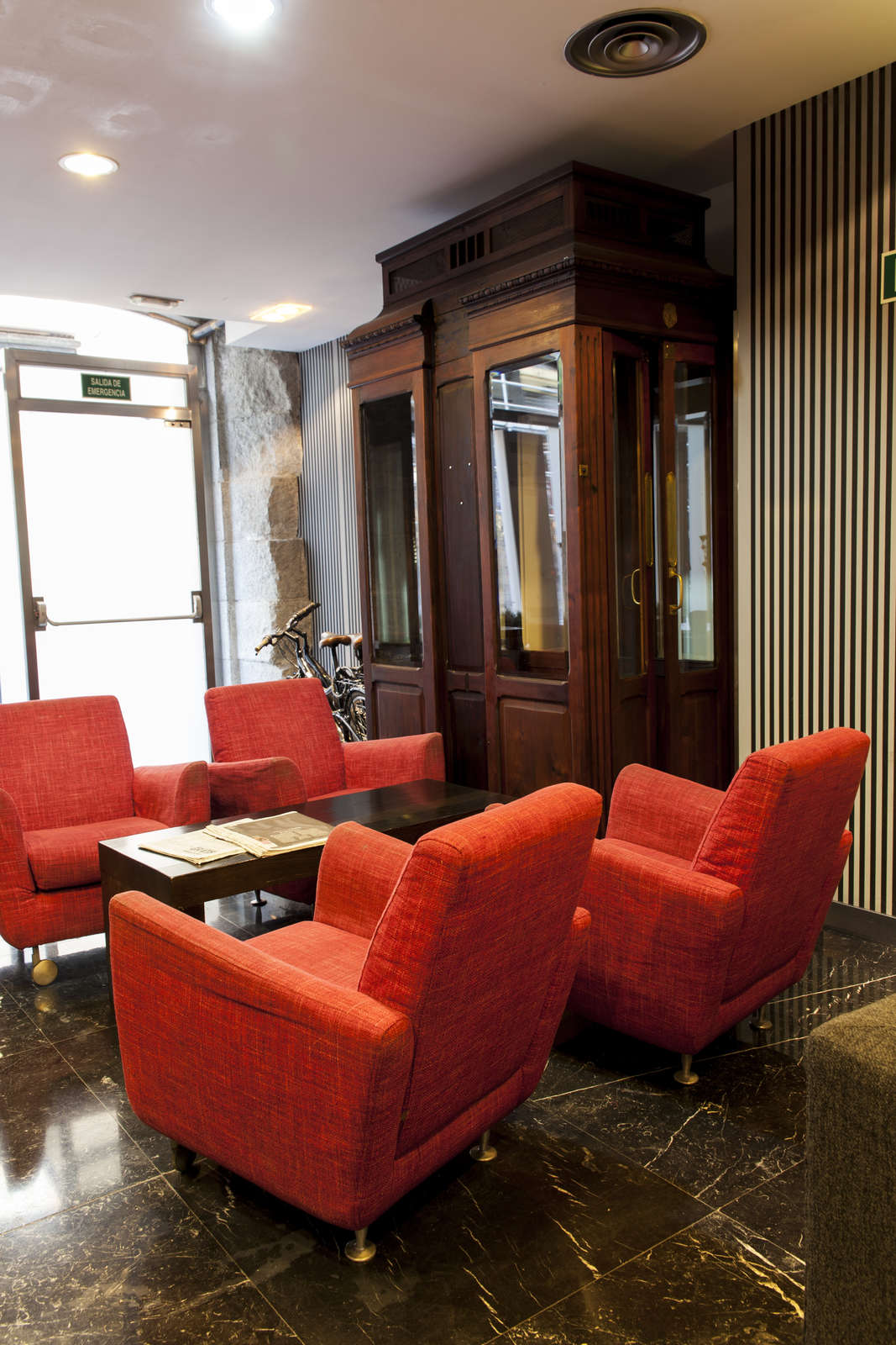 Hotel Petit Palace Puerta del Sol photo 1