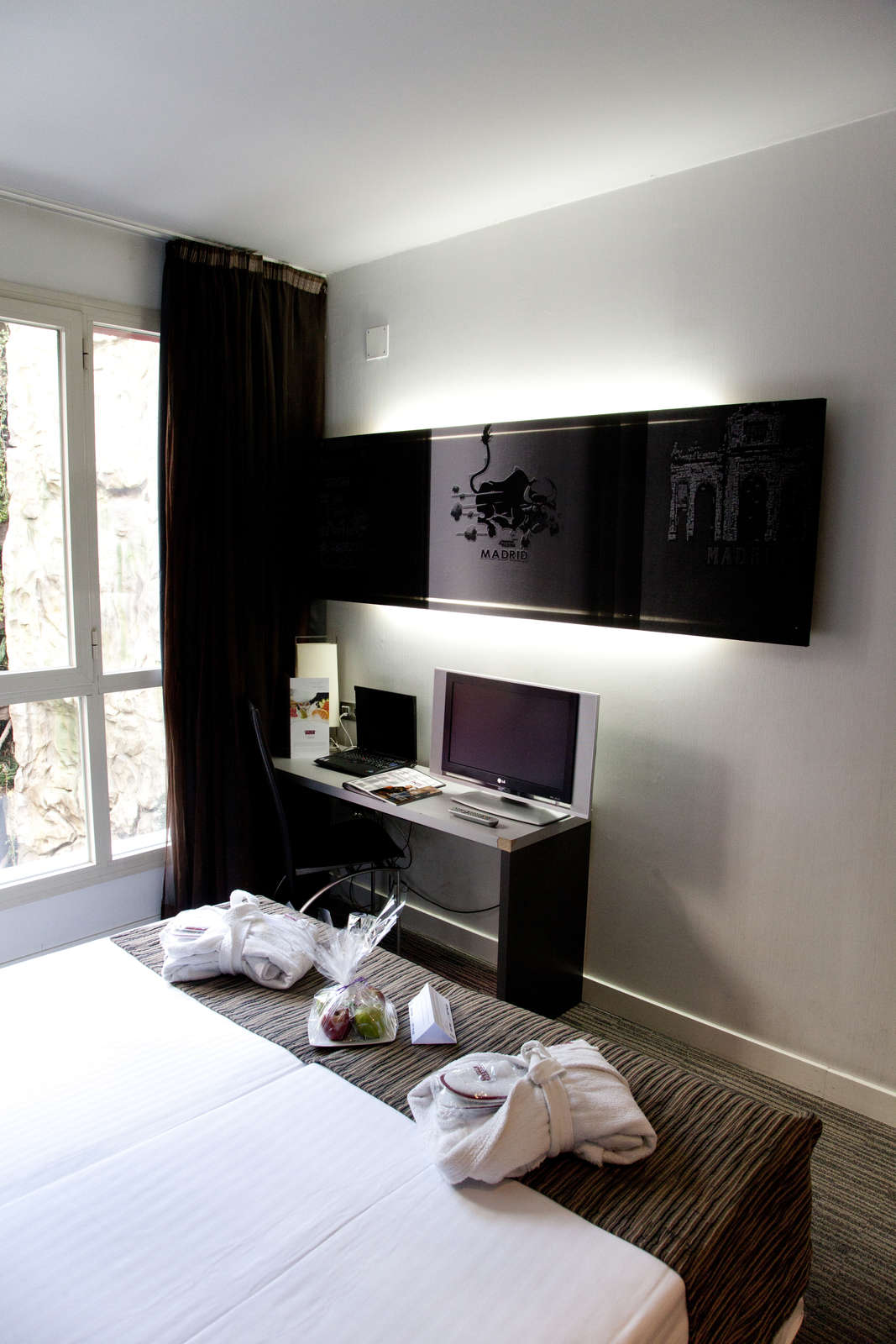 Hotel Petit Palace San Bernardo photo 4