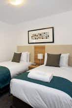 Hotel Melbourne Short Stay Apartments- MP Deluxe photo 2