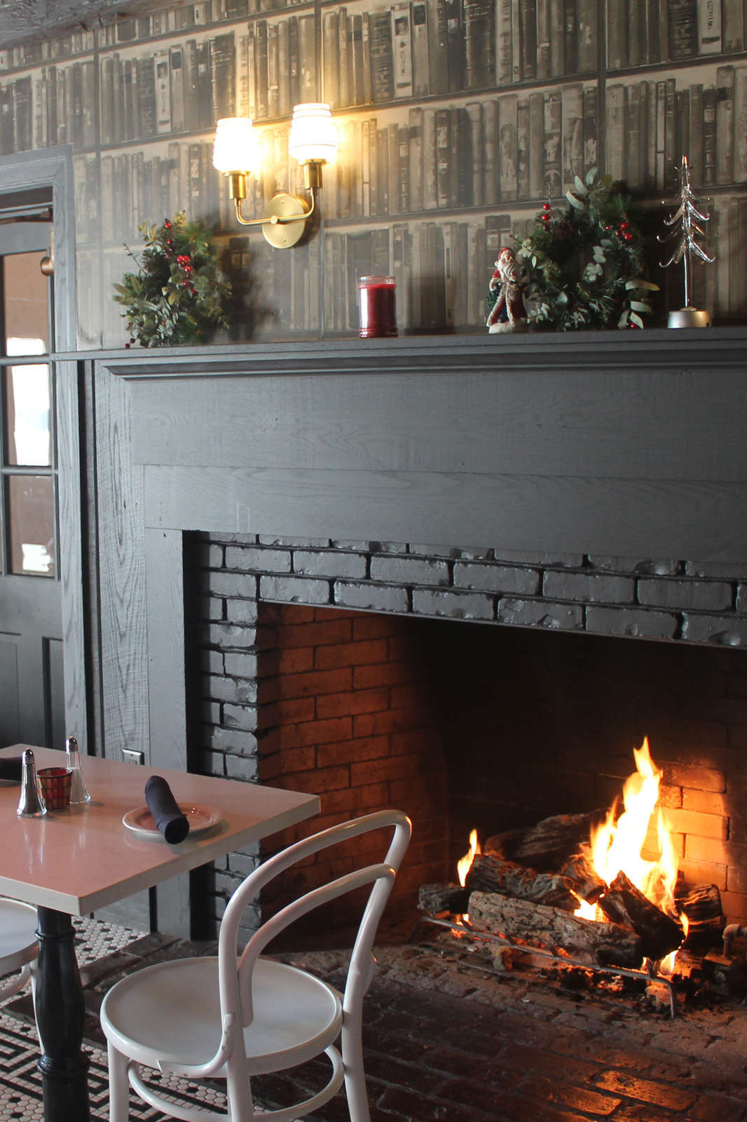 Hotel Aurora Inn photo 3