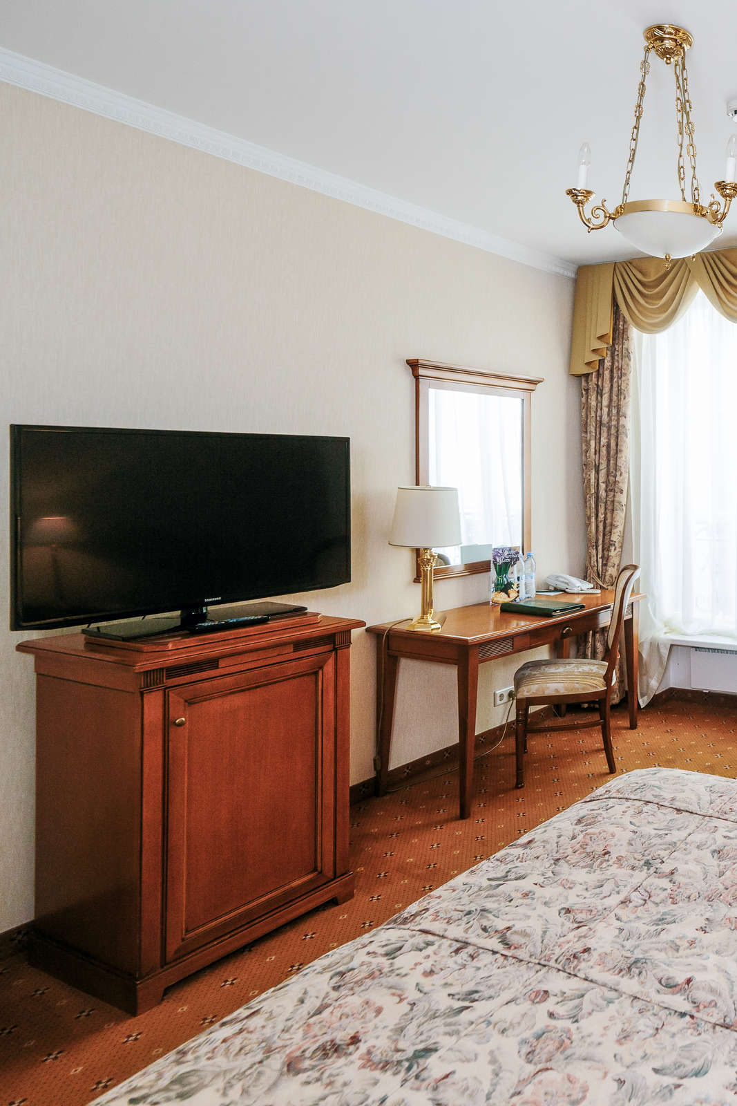 Hotel Grand Hotel Emerald photo 4