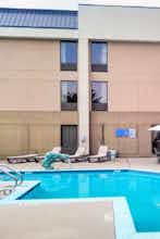 Hotel Wyndham Garden Greenville Airport photo 1