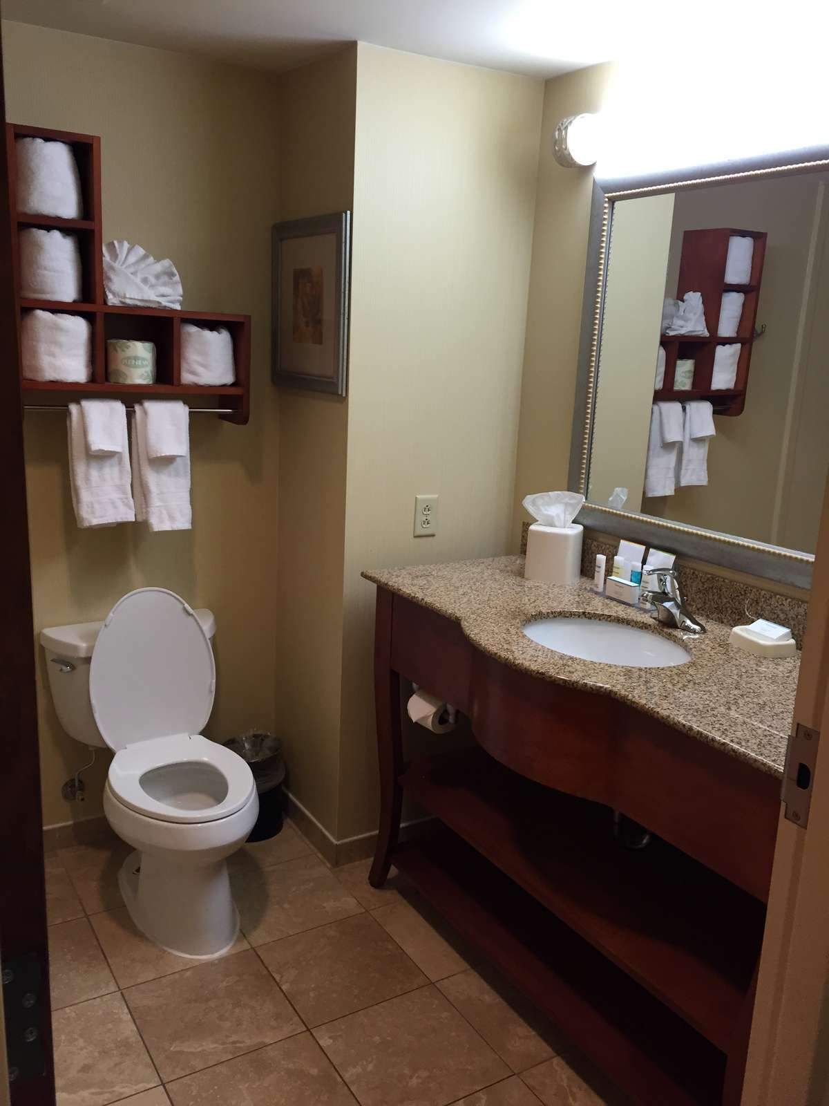 Hotel Hampton Inn & Suites West Haven/New Haven photo 2