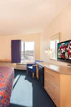 Hotel Red Roof Inn Laredo Airport photo 4