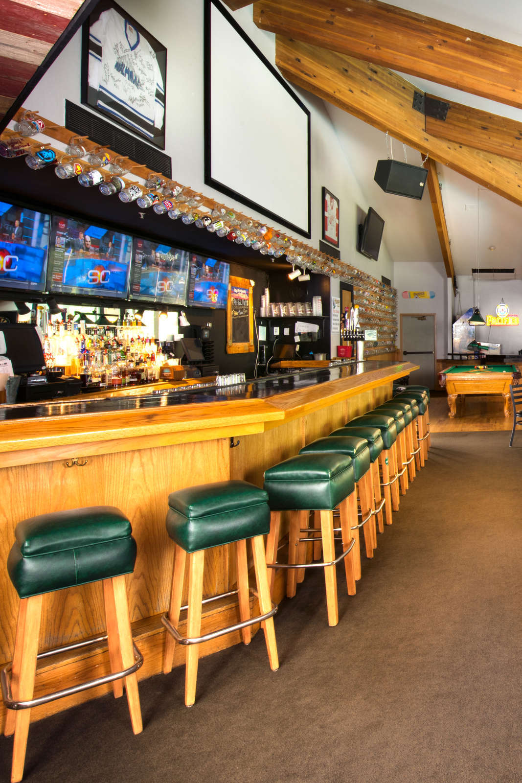 Hotel Evergreen Lodge photo 2