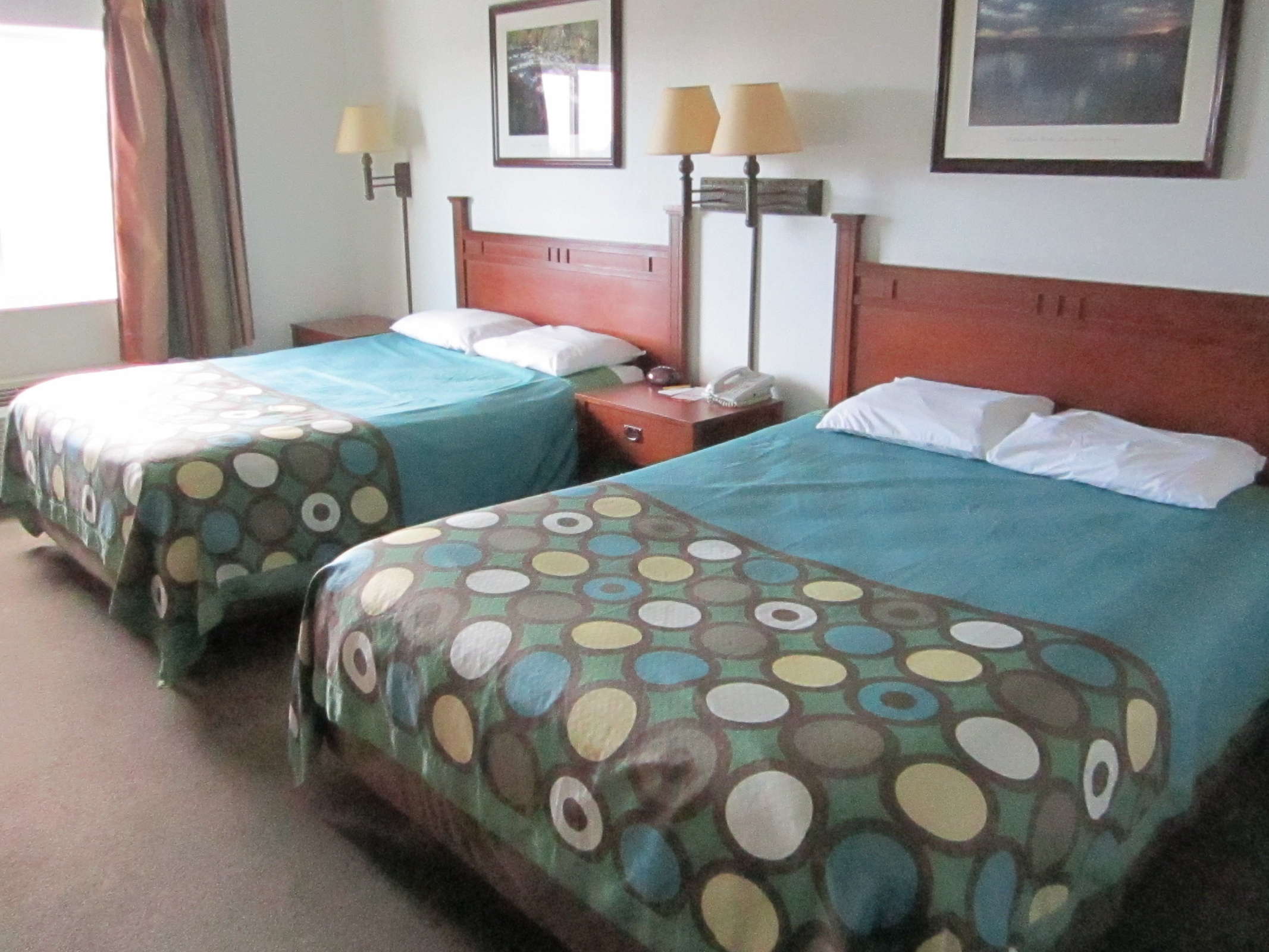 Super 8 Inn & Suites Central Point/Medford