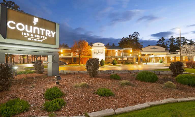 Country Inn & Suites By Carlson, Traverse City, Mi