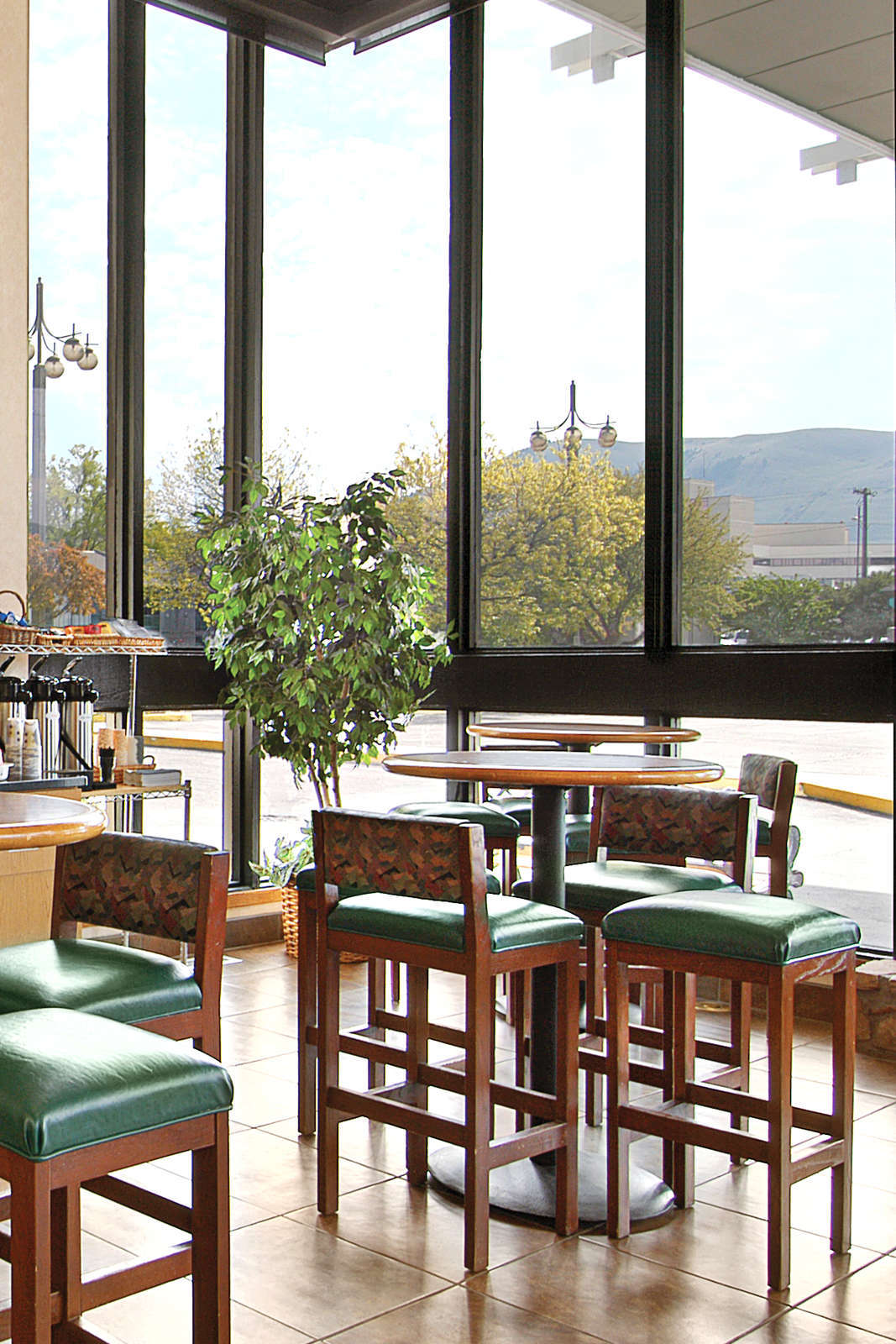 Hotel Red Lion Inn & Suites Missoula photo 2