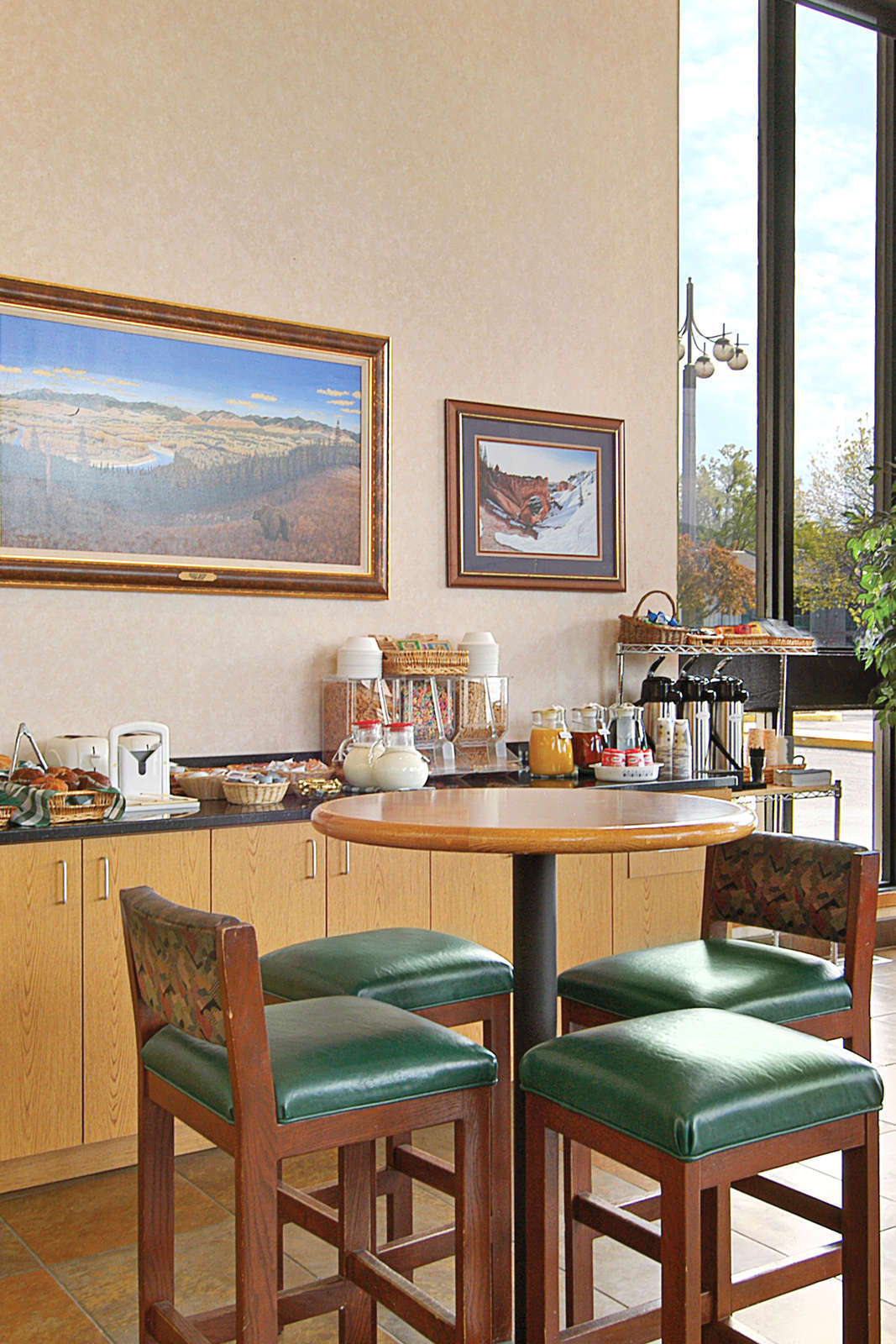 Hotel Red Lion Inn & Suites Missoula photo 1