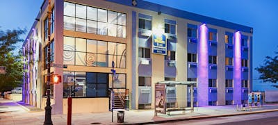 Best Western Plus Brooklyn Bay Hotel