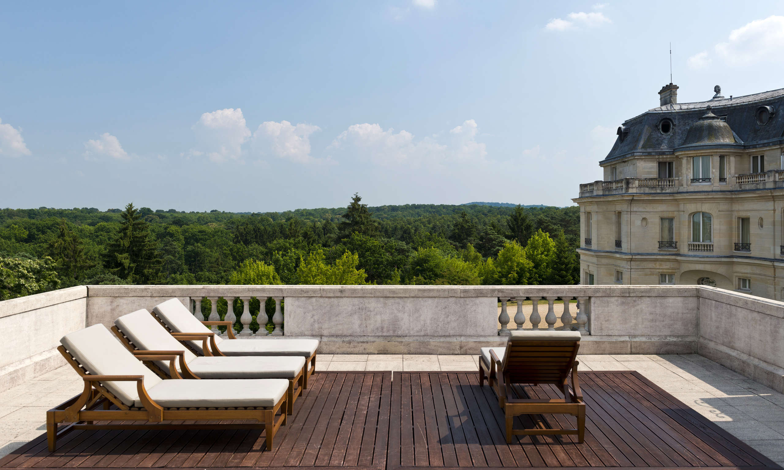 Hotel Tiara Chateau Hotel Mont Royal Chantilly photo 1