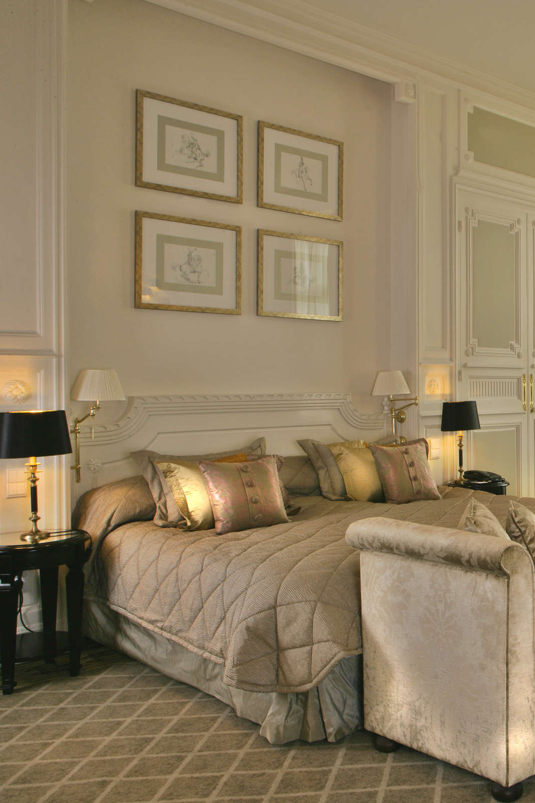 Hotel Tiara Chateau Hotel Mont Royal Chantilly photo 3