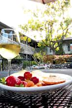 Hotel Cobblestone Inn Carmel photo 2